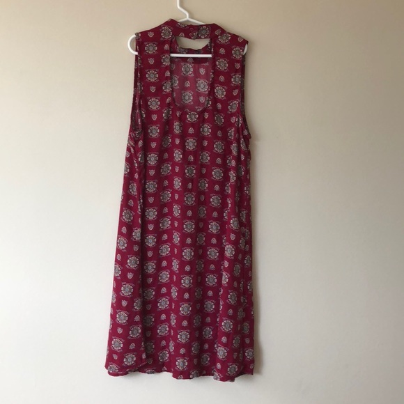 Tops - Picture 2 of 2